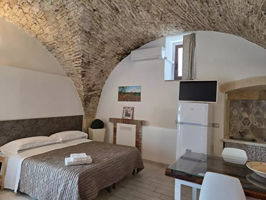 Immagine 16 di Appartamento in vendita  in VIA SAN LEONARDO n. 11 Piano T a Montescaglioso