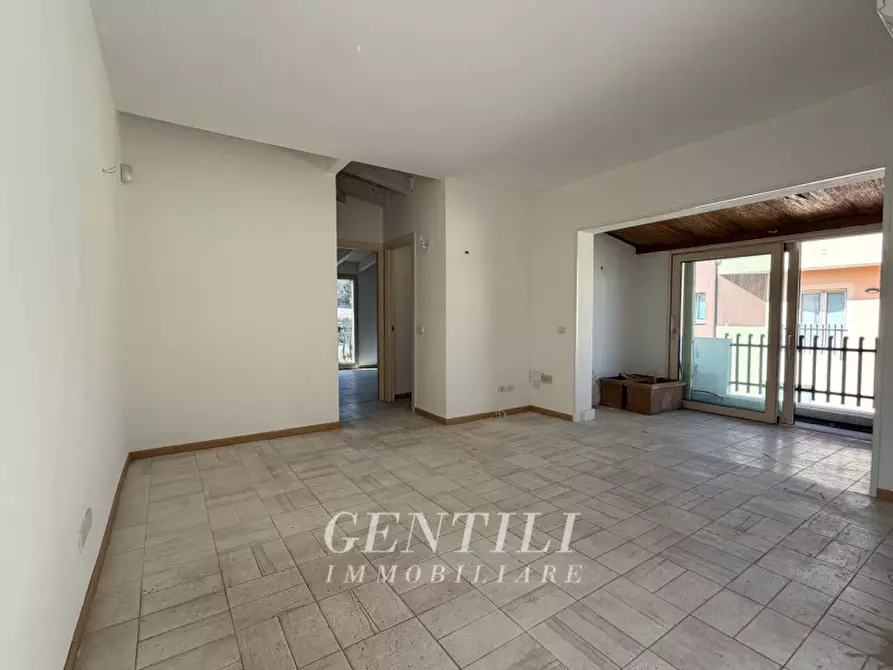 Immagine 6 di Appartamento in vendita  a Arzachena