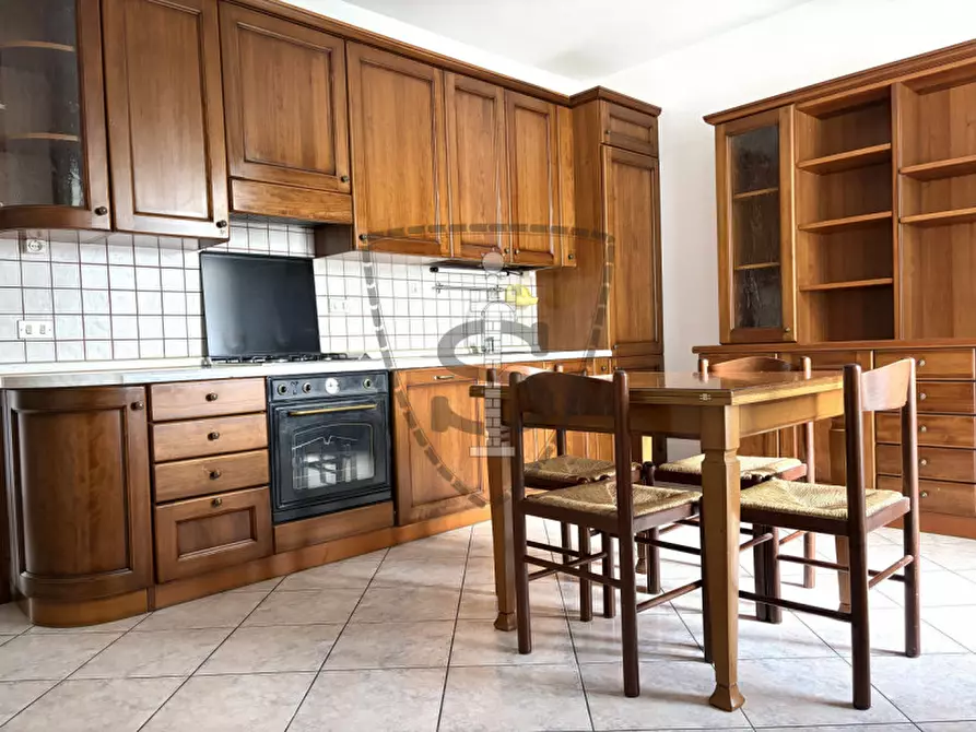 Immagine 1 di Appartamento in affitto  in Via Ippolito Nievo, 26 a Romano D'ezzelino