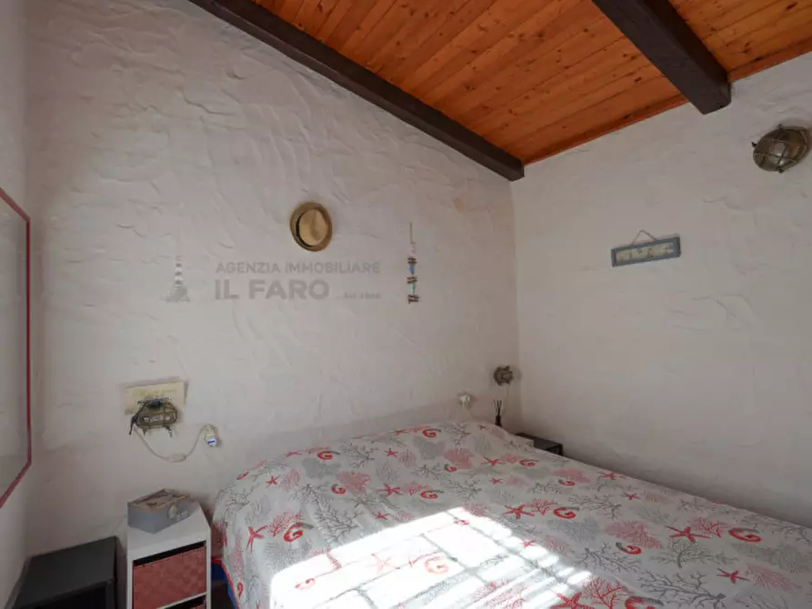Immagine 27 di Appartamento in vendita  in Regione Gambino a La Maddalena