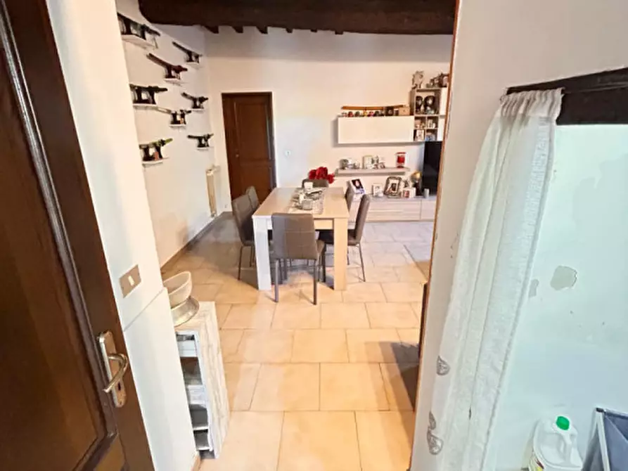 Immagine 4 di Appartamento in vendita  a Modena