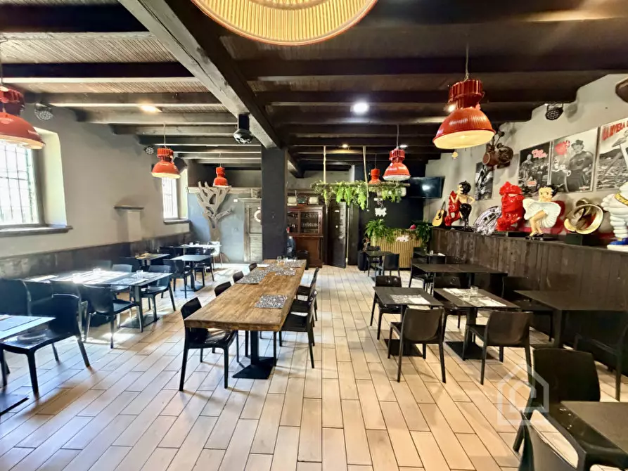Immagine 15 di Attività commerciale in vendita  in Via Berruti 20 a Chivasso