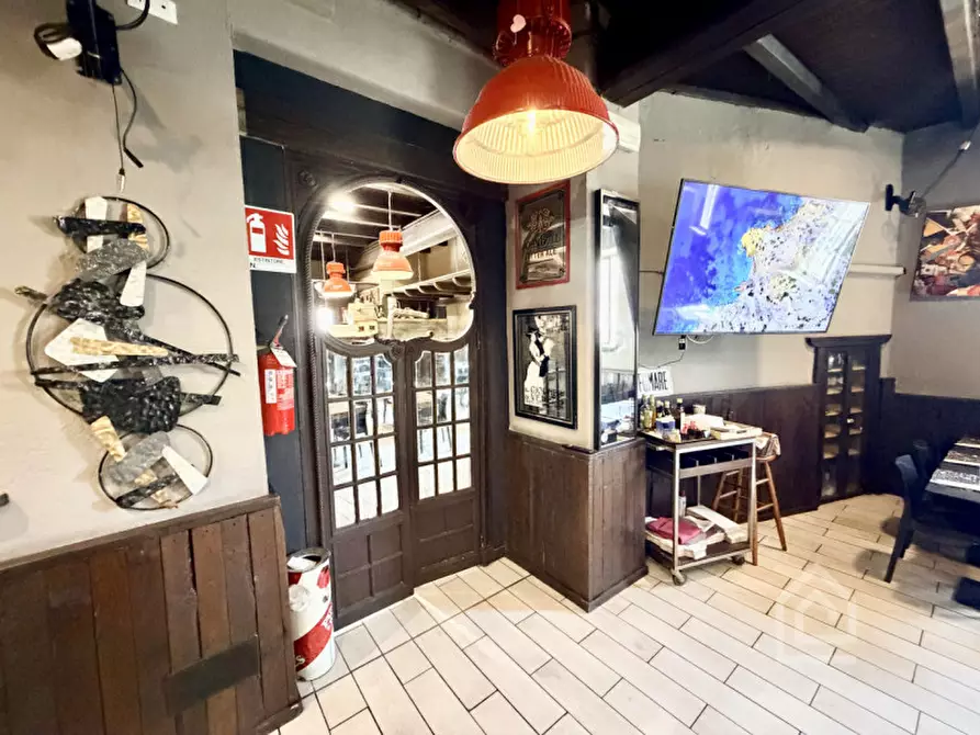 Immagine 20 di Attività commerciale in vendita  in Via Berruti 20 a Chivasso