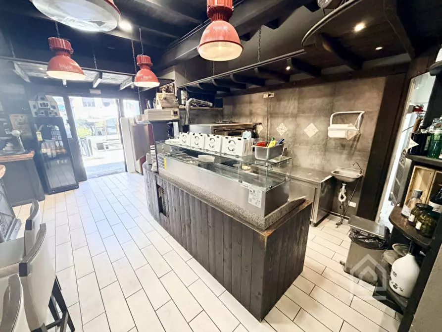 Immagine 25 di Attività commerciale in vendita  in Via Berruti 20 a Chivasso
