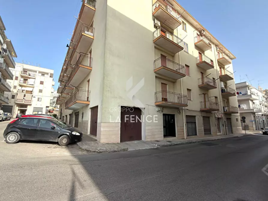 Immagine 1 di Appartamento in vendita  in Via Cesare Pavese 24 a Martina Franca