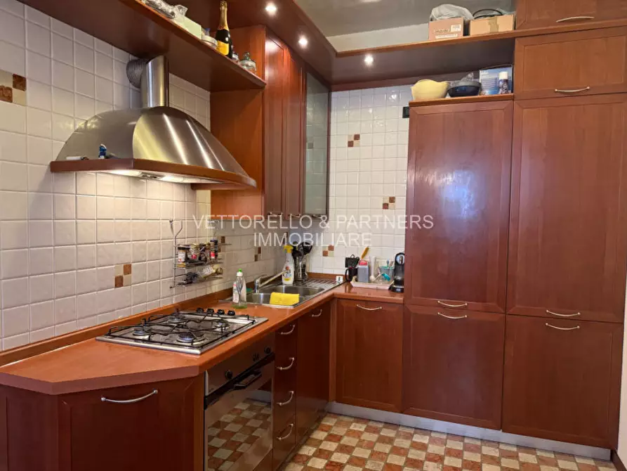 Immagine 9 di Appartamento in vendita  in Viale Quattro Novembre 74 a Treviso