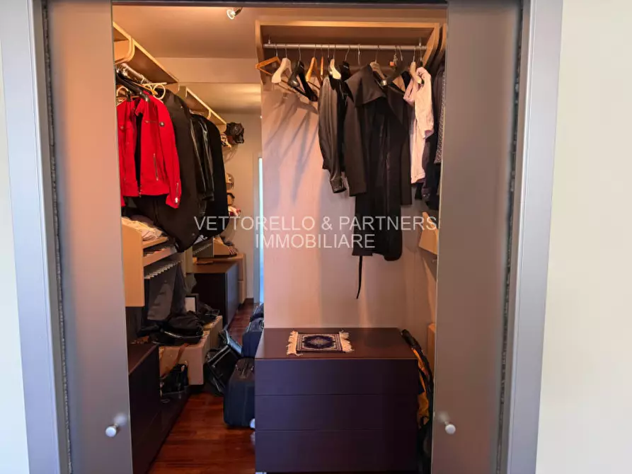 Immagine 16 di Appartamento in vendita  in Viale Quattro Novembre 74 a Treviso