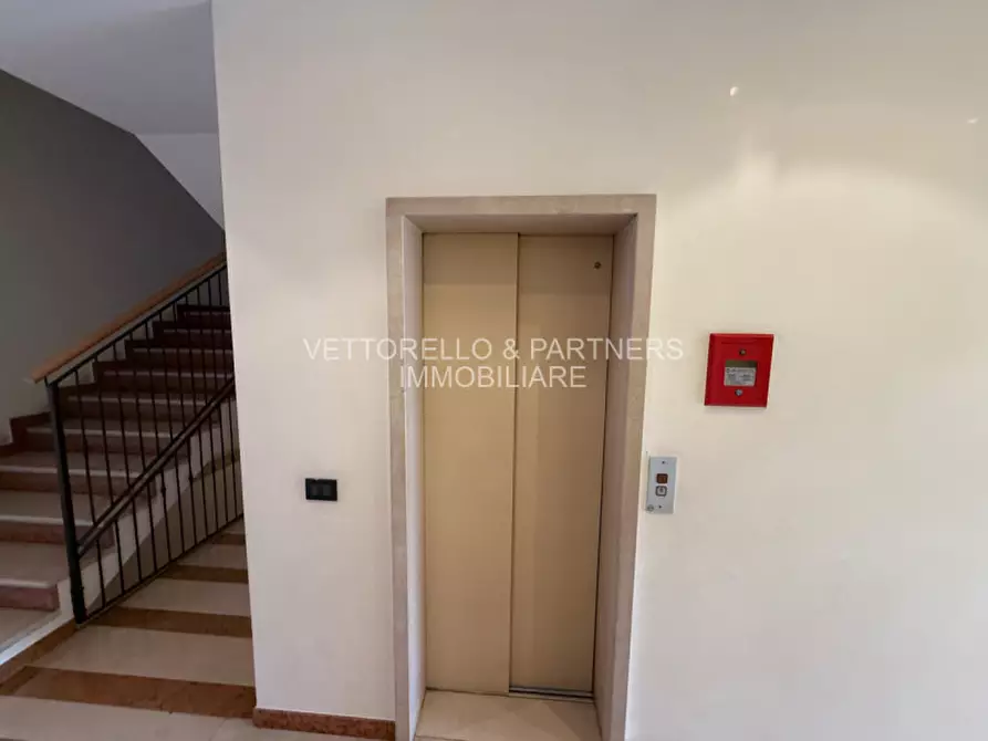 Immagine 18 di Appartamento in vendita  in Viale Quattro Novembre 74 a Treviso