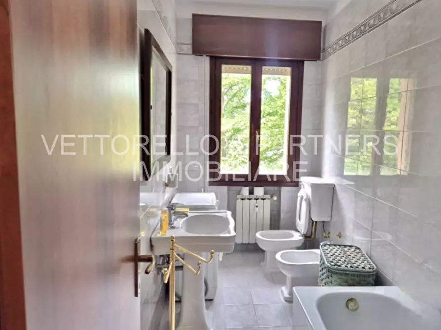 Immagine 9 di Appartamento in vendita  in via terraglio 320 a Venezia