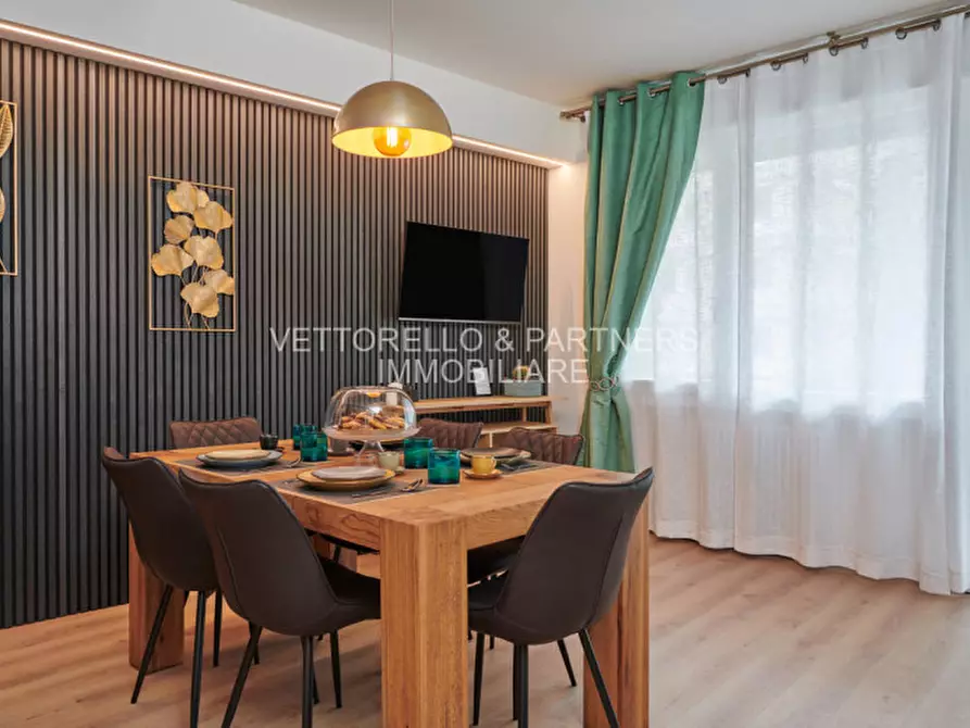 Immagine 1 di Appartamento in vendita  in Riviera Santa Margherita 1 a Treviso
