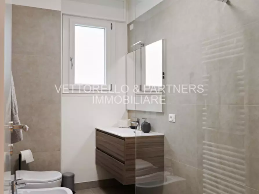 Immagine 10 di Appartamento in vendita  in Riviera Santa Margherita 1 a Treviso