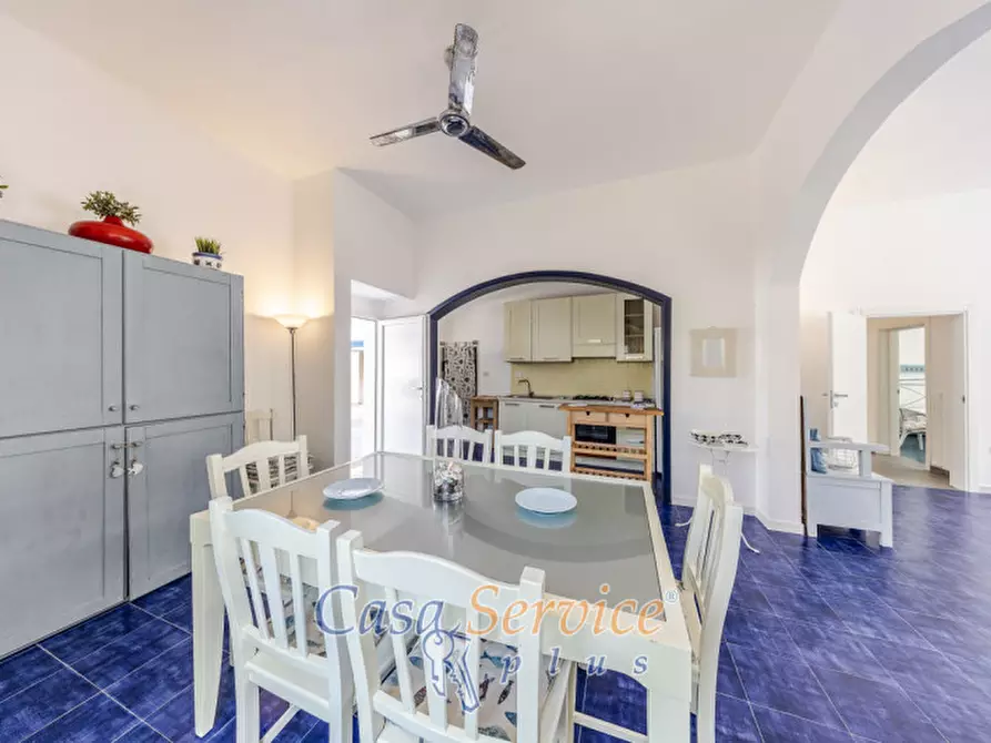 Immagine 9 di Villa in vendita  in Via degli Eroi a Ugento