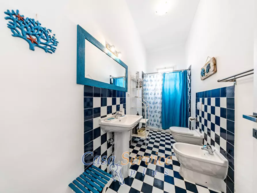 Immagine 13 di Villa in vendita  in Via degli Eroi a Ugento