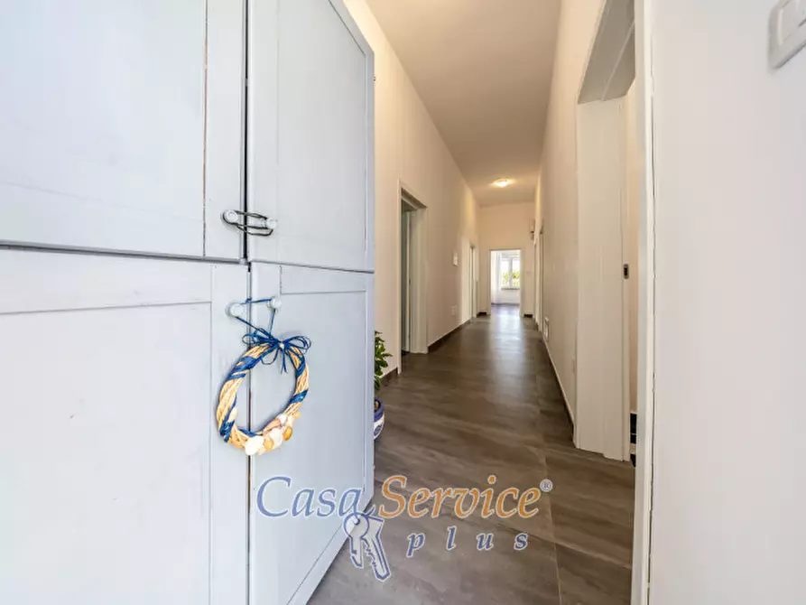 Immagine 15 di Villa in vendita  in Via degli Eroi a Ugento