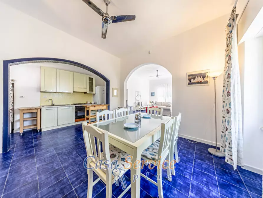 Immagine 23 di Villa in vendita  in Via degli Eroi a Ugento