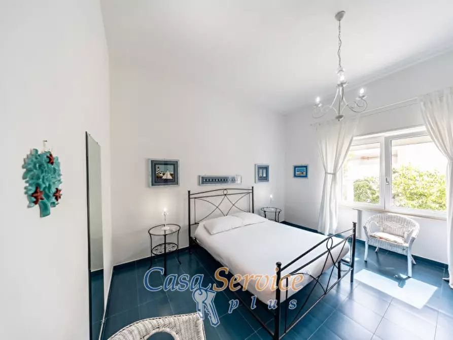 Immagine 28 di Villa in vendita  in Via degli Eroi a Ugento