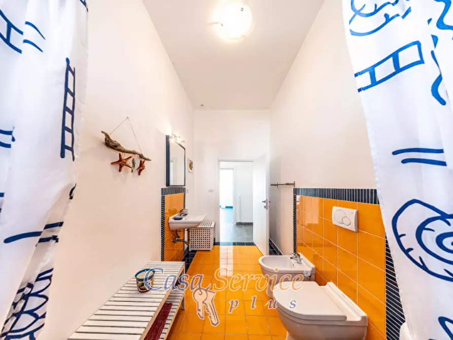 Immagine 31 di Villa in vendita  in Via degli Eroi a Ugento