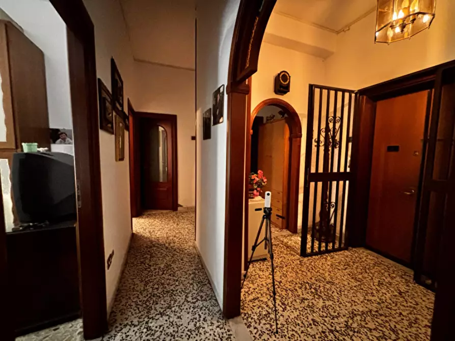 Immagine 8 di Appartamento in vendita  in via delle perle n°30 a Torre Del Greco
