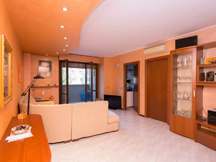 Immagine 2 di Appartamento in vendita  in Via Lucio Cornelio Silla 156/B a Milano
