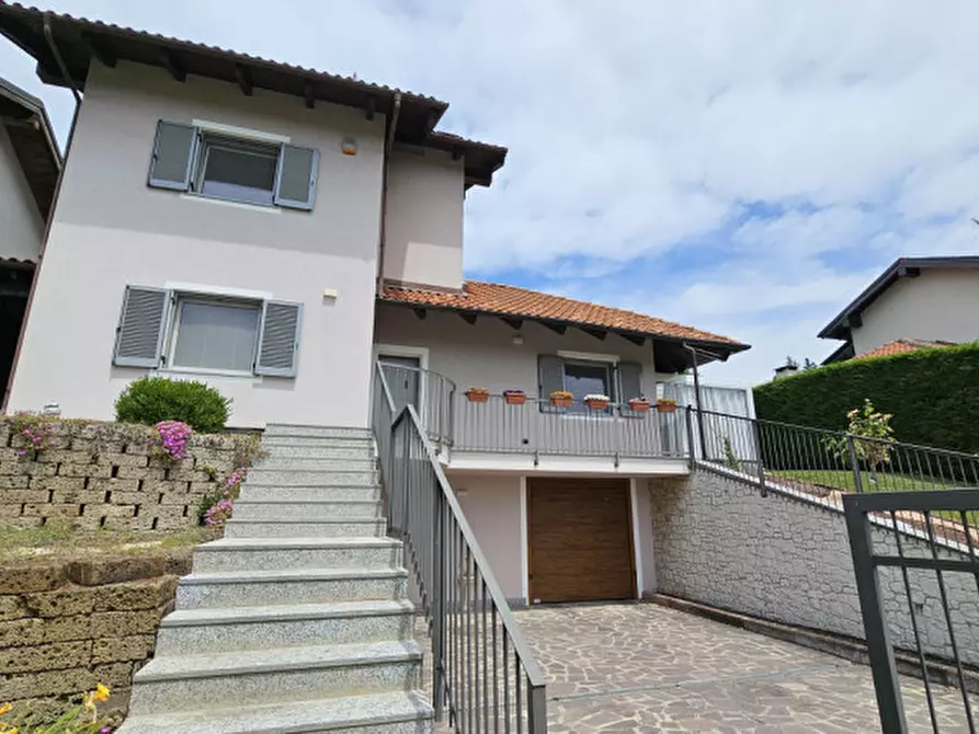 Immagine 3 di Villa in vendita  in VIA MARCONI a Cossombrato