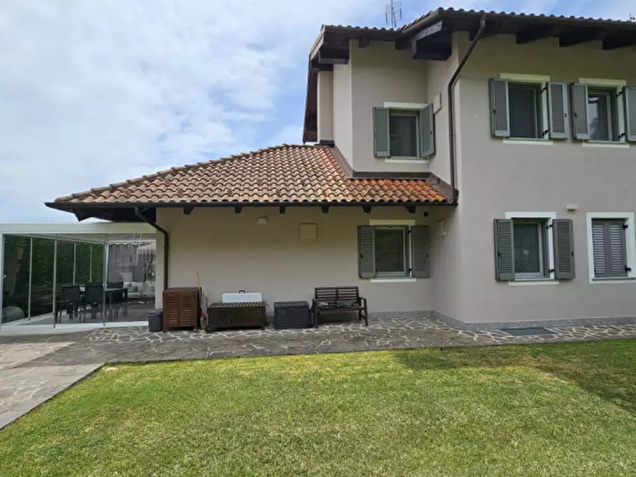 Immagine 8 di Villa in vendita  in VIA MARCONI a Cossombrato