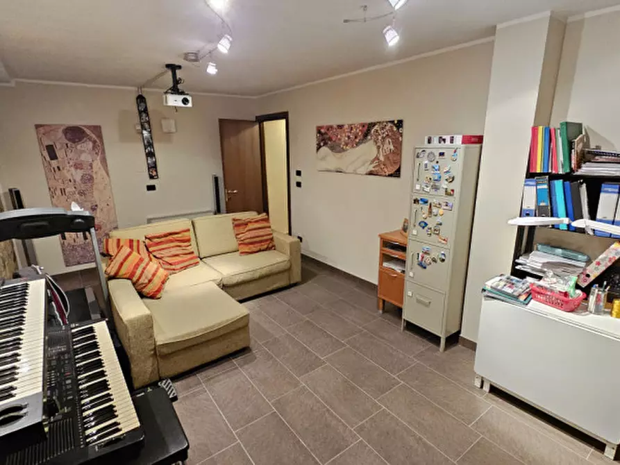 Immagine 31 di Villa in vendita  in VIA MARCONI a Cossombrato