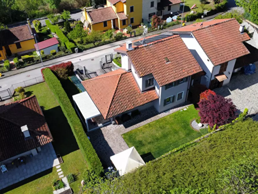 Immagine 35 di Villa in vendita  in VIA MARCONI a Cossombrato