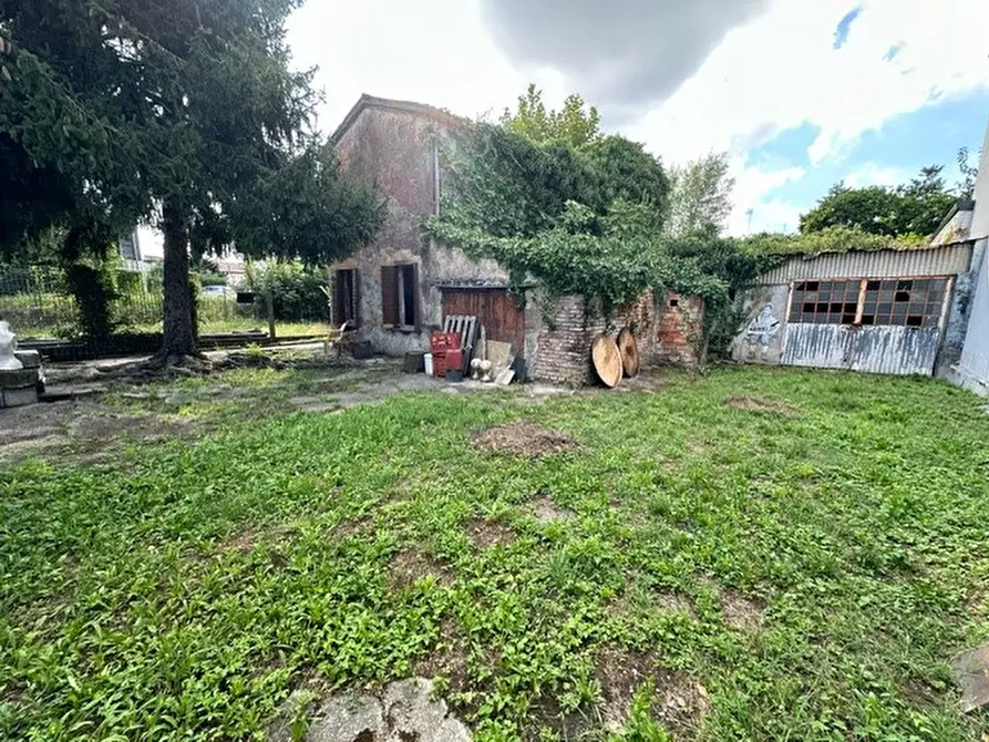 Immagine 1 di Casa indipendente in vendita  in Via del Bigolo a Padova