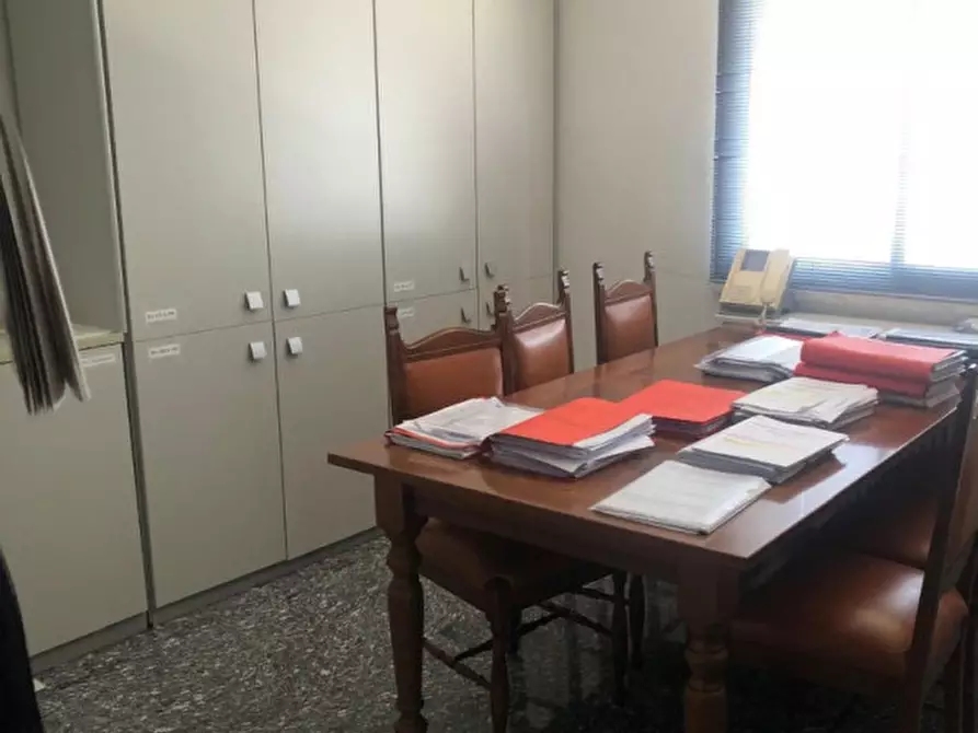 Immagine 3 di Ufficio in vendita  in VIA STORLATO a Padova
