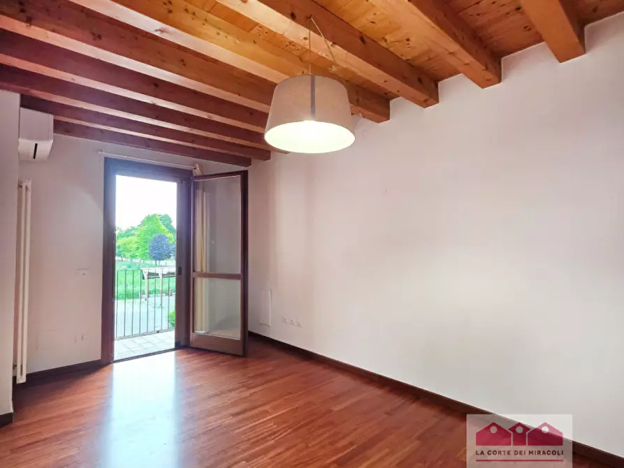 Immagine 10 di Casa bifamiliare in vendita  in Via Fornace a Costabissara