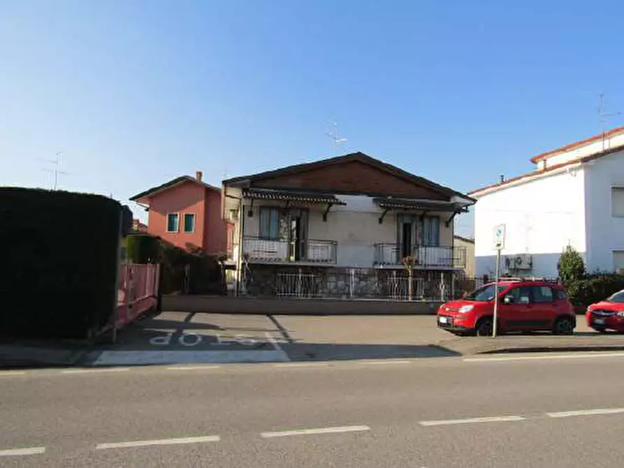 Immagine 3 di Casa indipendente in vendita  in Via Legnaghese 34 a San Giovanni Lupatoto