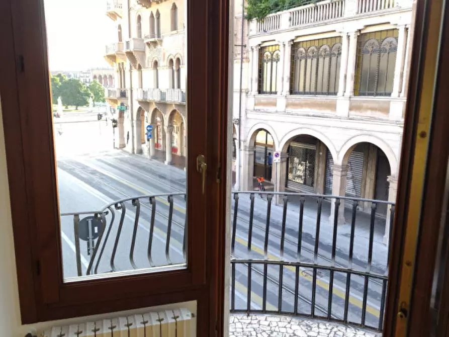 Immagine 3 di Appartamento in affitto  in Via Beato Luca Belludi a Padova