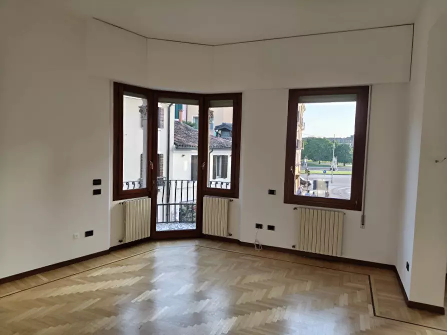 Immagine 6 di Appartamento in affitto  in Via Beato Luca Belludi a Padova