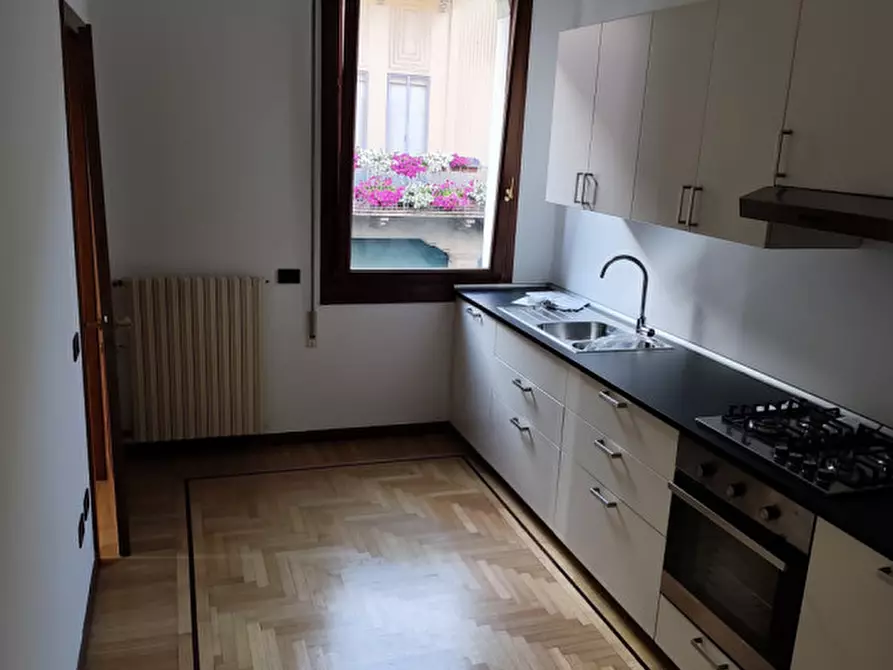 Immagine 10 di Appartamento in affitto  in Via Beato Luca Belludi a Padova