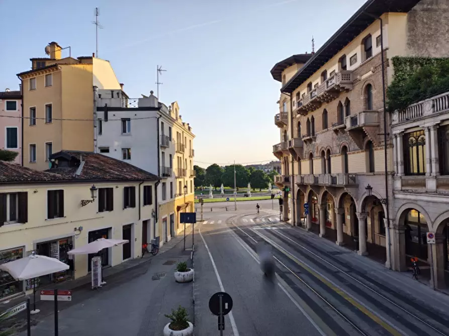 Immagine 27 di Appartamento in affitto  in Via Beato Luca Belludi a Padova