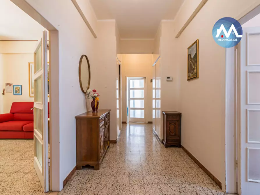 Immagine 6 di Appartamento in vendita  in Viale Giovanni Amendola 10 a Pesaro