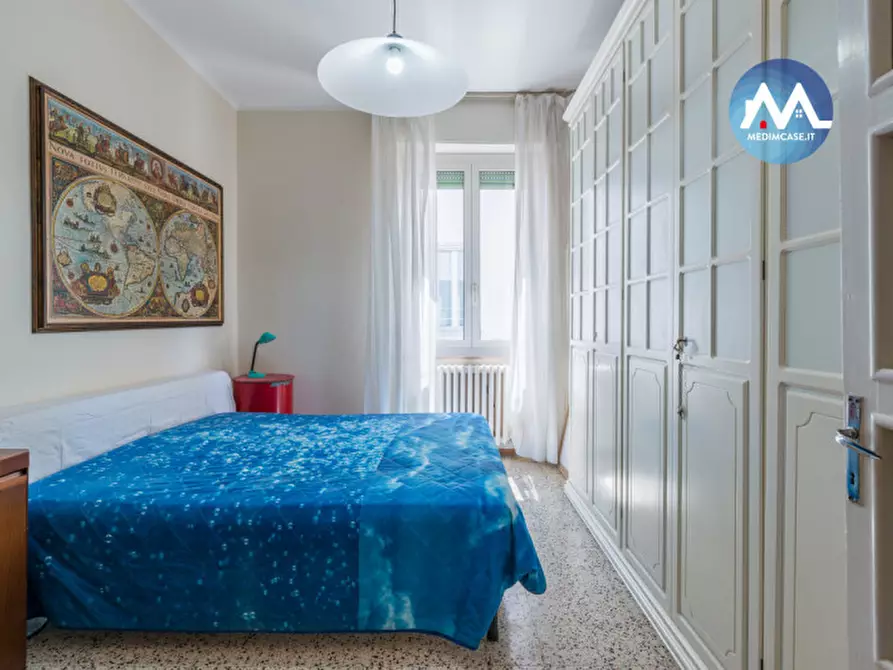 Immagine 16 di Appartamento in vendita  in Viale Cesare Battisti, 10 a Pesaro