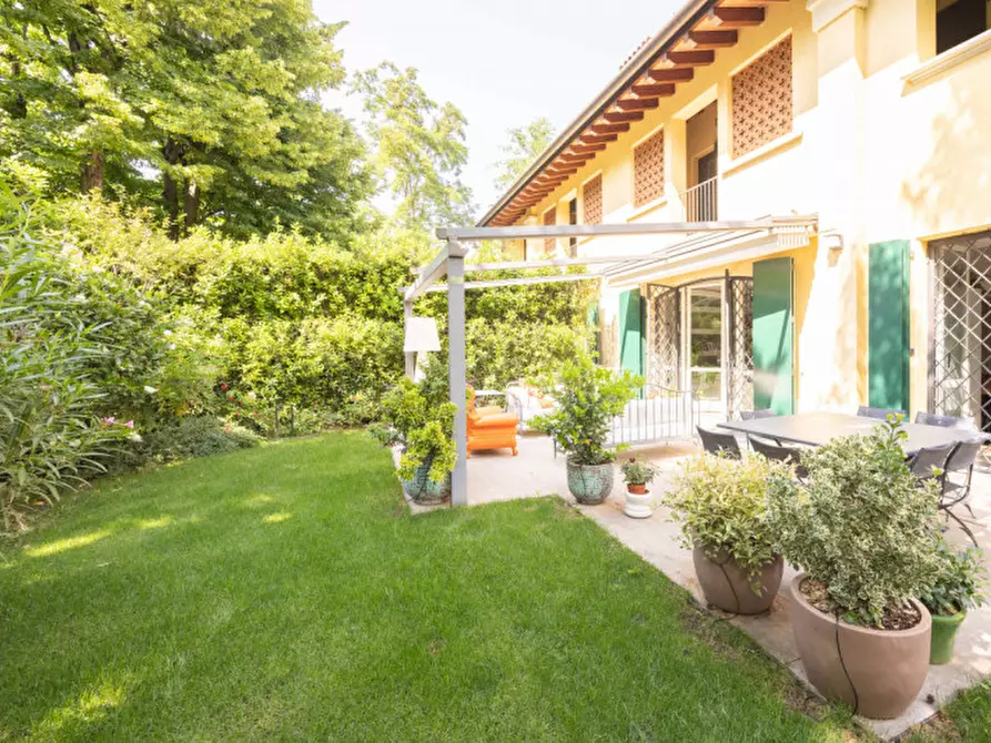 Immagine 26 di Casa bifamiliare in vendita  in Via San Ruffillo 15 a San Lazzaro Di Savena