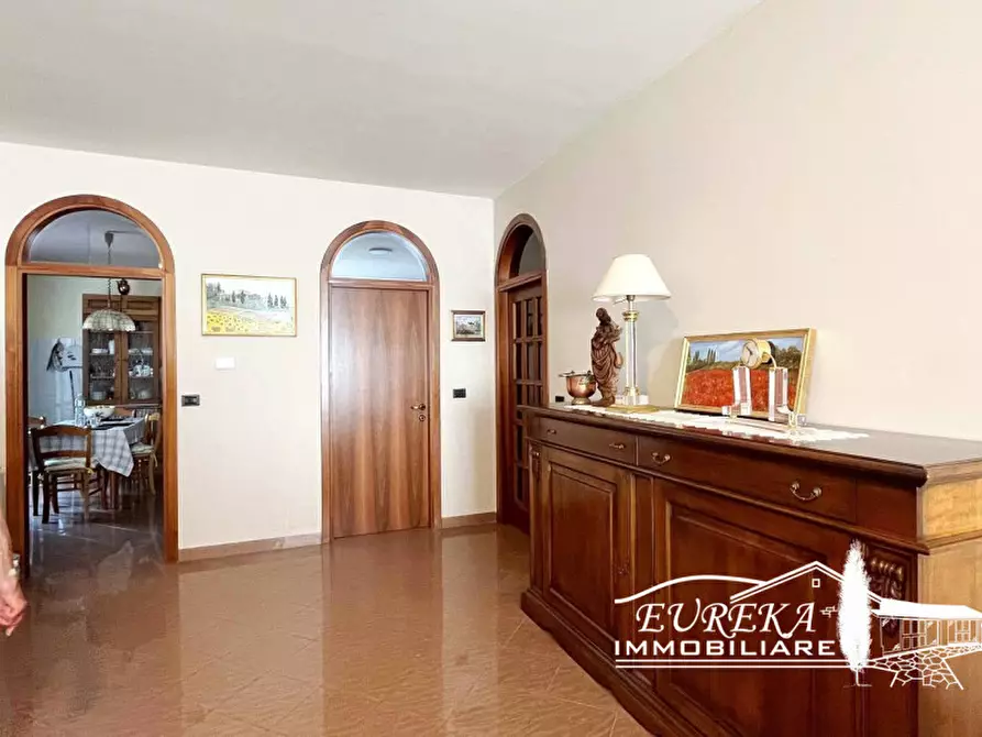 Immagine 4 di Appartamento in vendita  in Sanfatucchio a Castiglione Del Lago
