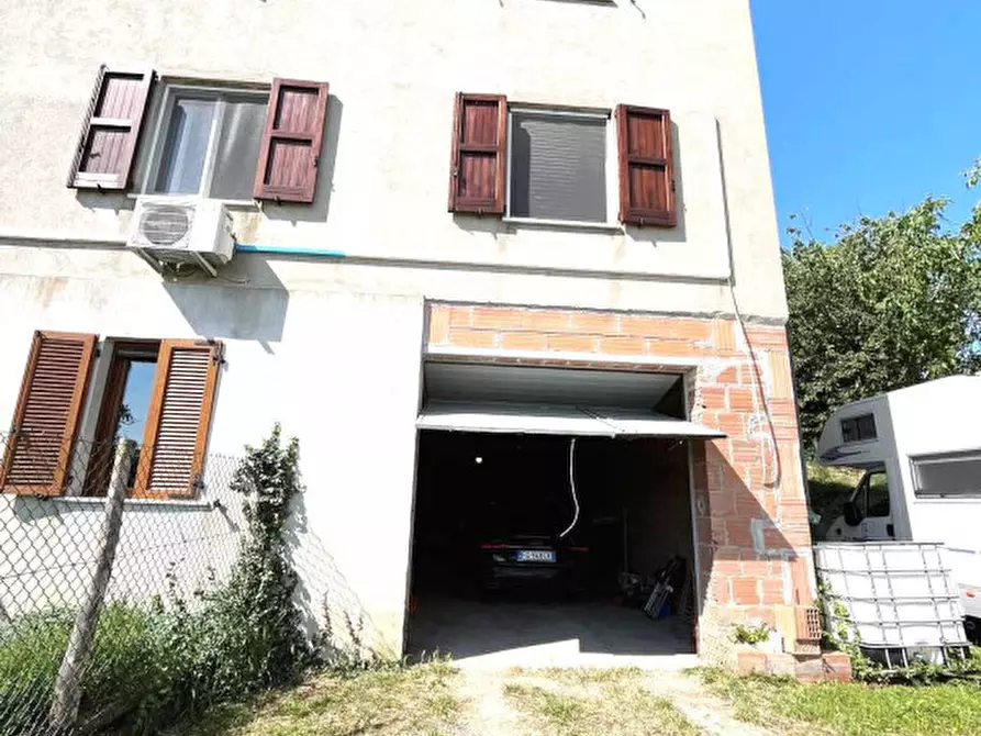 Immagine 27 di Appartamento in vendita  in Sanfatucchio a Castiglione Del Lago
