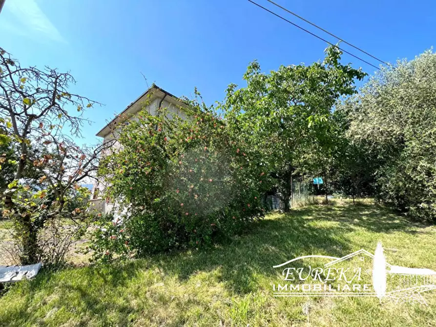 Immagine 32 di Appartamento in vendita  in Sanfatucchio a Castiglione Del Lago