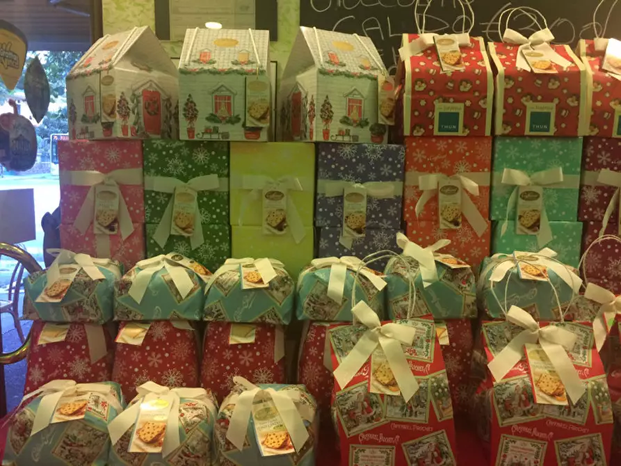 Immagine 17 di Attività commerciale in vendita  in Via Giacinto Carini a Roma