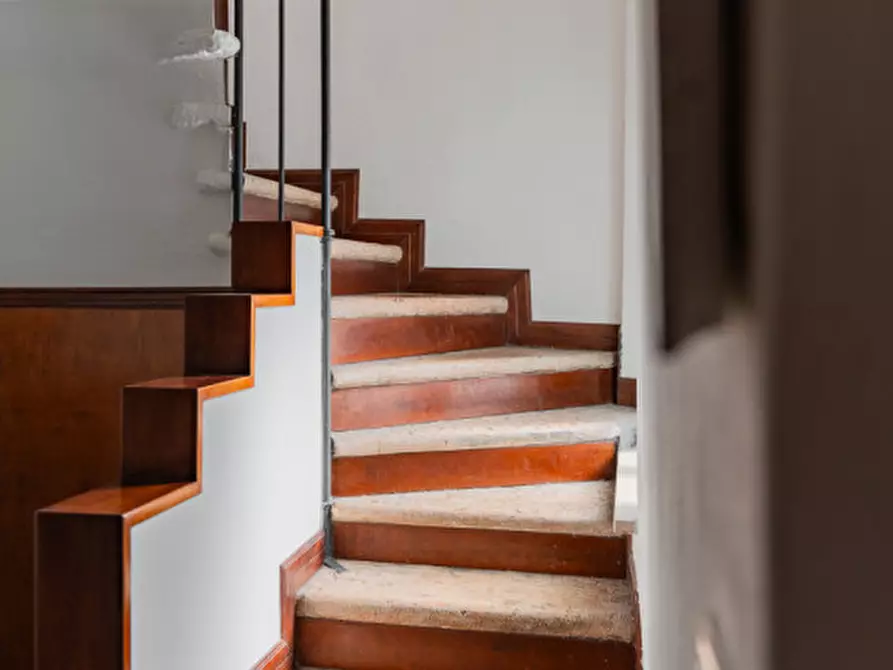 Immagine 12 di Casa indipendente in vendita  in Piazza Virgiliana 19 a Mantova
