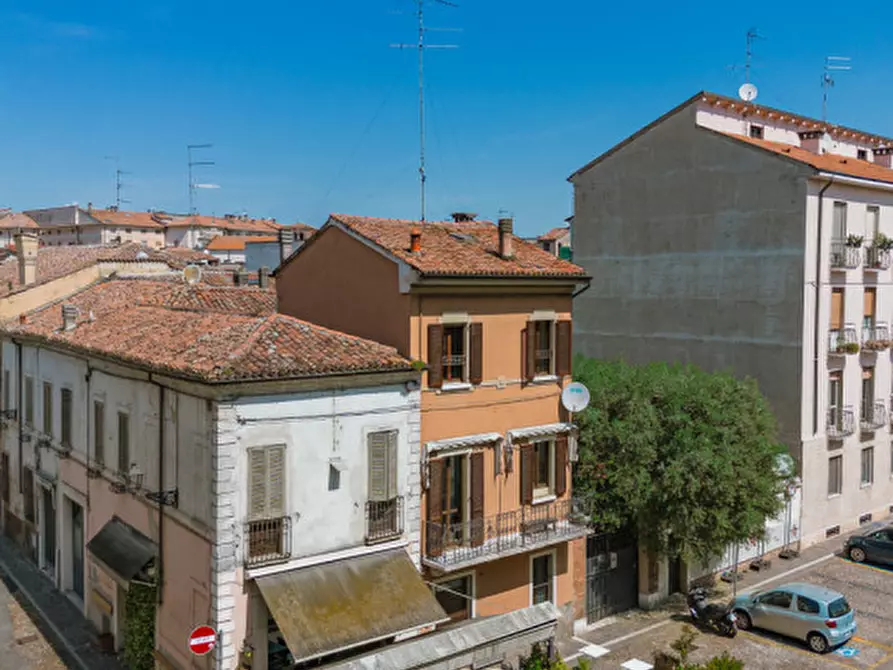 Immagine 39 di Casa indipendente in vendita  in Piazza Virgiliana 19 a Mantova