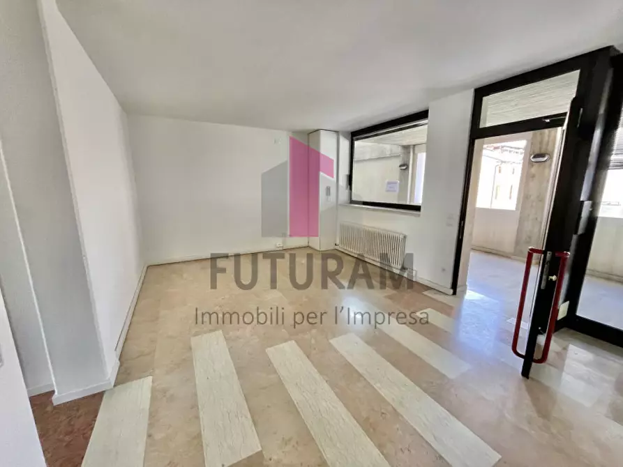 Immagine 2 di Ufficio in affitto  a Arzignano