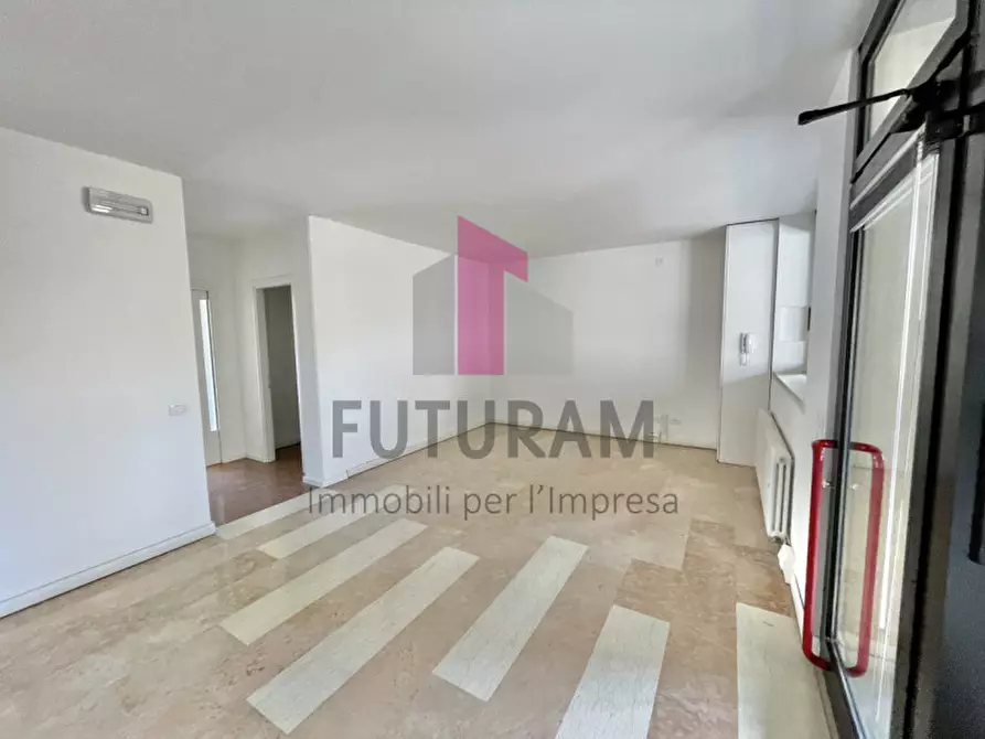 Immagine 3 di Ufficio in affitto  a Arzignano