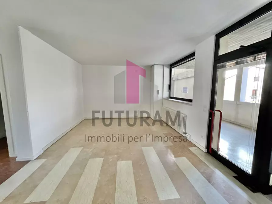Immagine 8 di Ufficio in affitto  a Arzignano