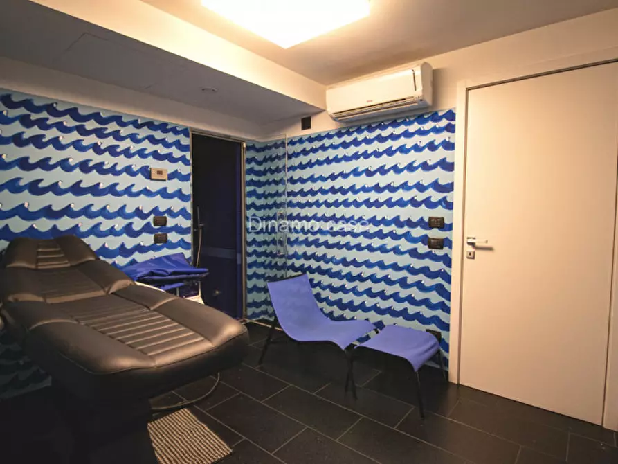 Immagine 14 di Ufficio in vendita  in Via Giuseppe Valentini a Prato