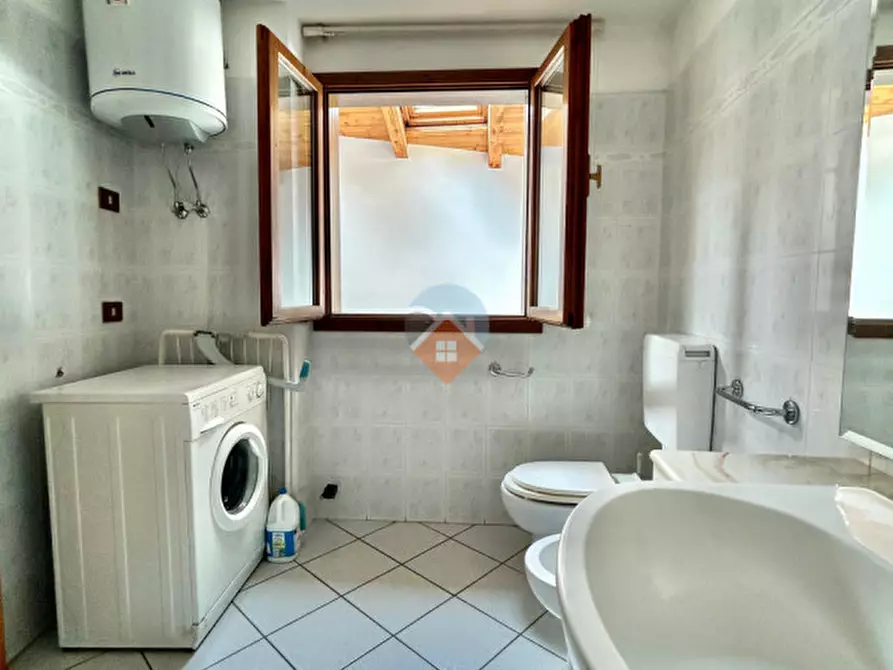 Immagine 9 di Appartamento in vendita  a Villa Lagarina
