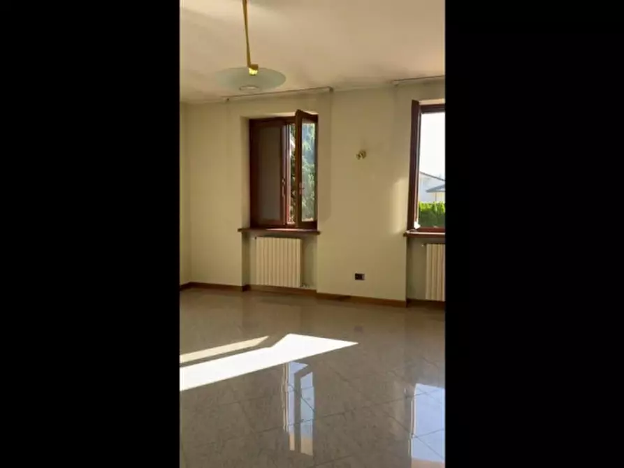 Immagine 7 di Villa in vendita  in Via Giuseppe Verdi, 10 a Gozzano